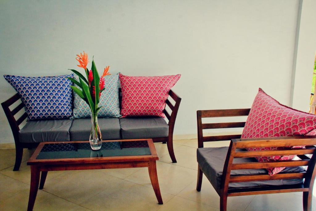 Villa South photo 3