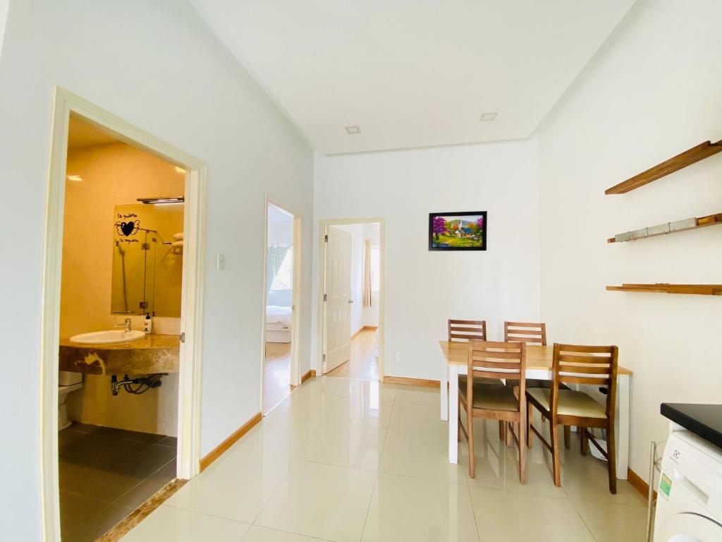 Pearl Service Apartment