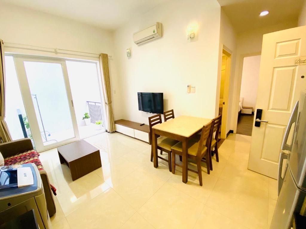 Pearl Service Apartment