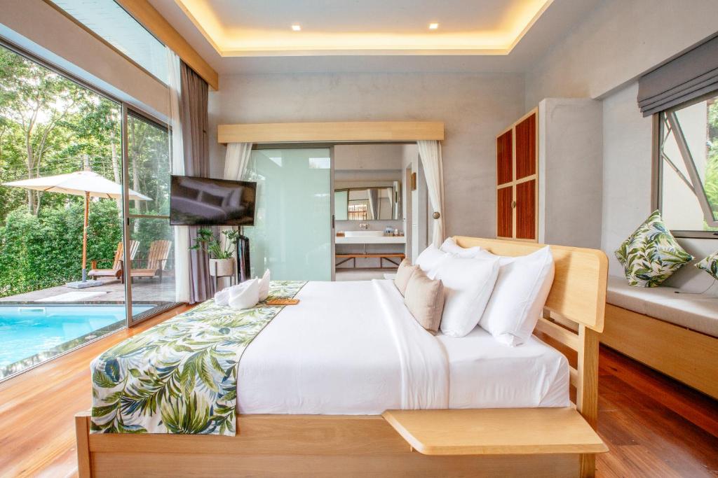 Вилла (Тропическая вилла с бассейном, вид на холмы), The Beach Natural Resort Koh Kood
