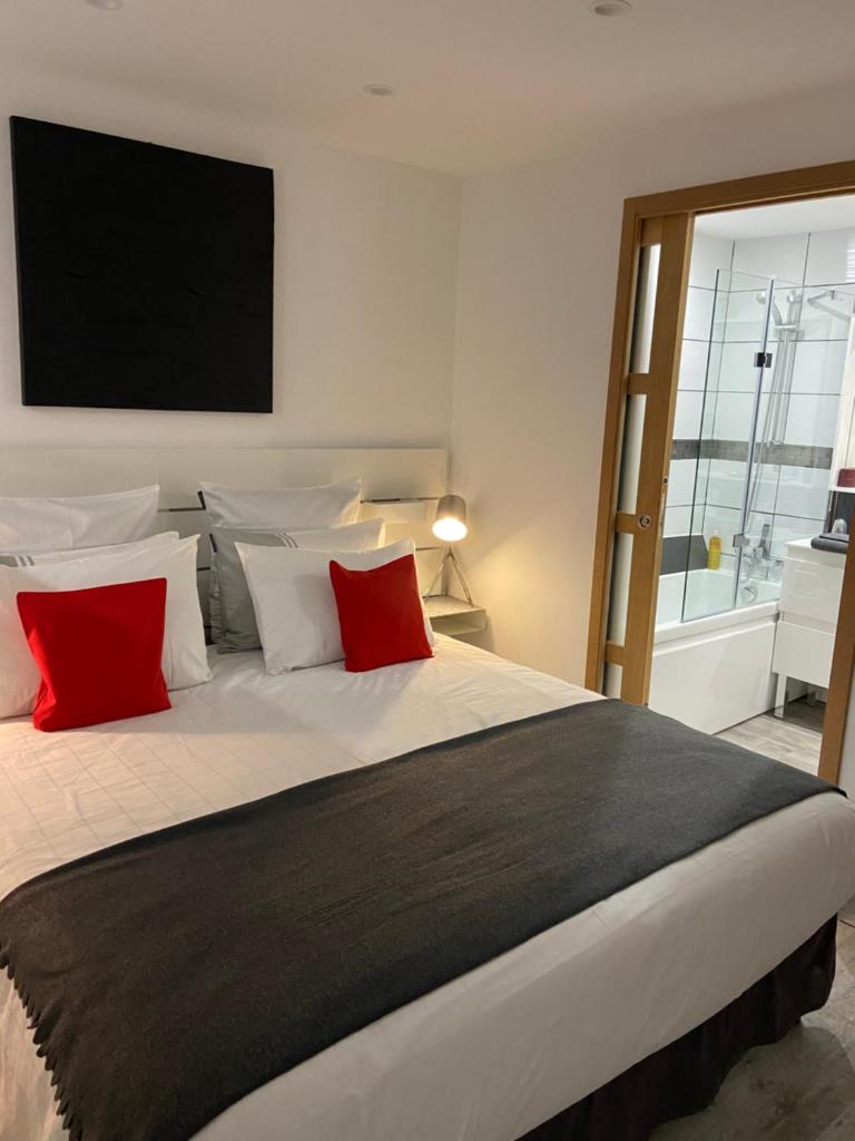 Charmant studio neuf de 40m2 / tout confort photo 3