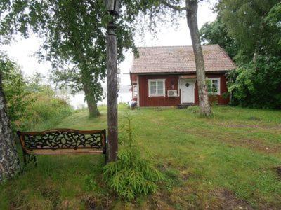 Lakeside VILLA photo 1