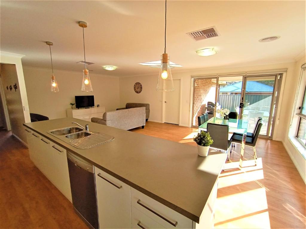 Clearwaters Albury photo 4