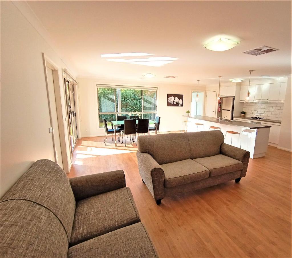 Clearwaters Albury photo 2