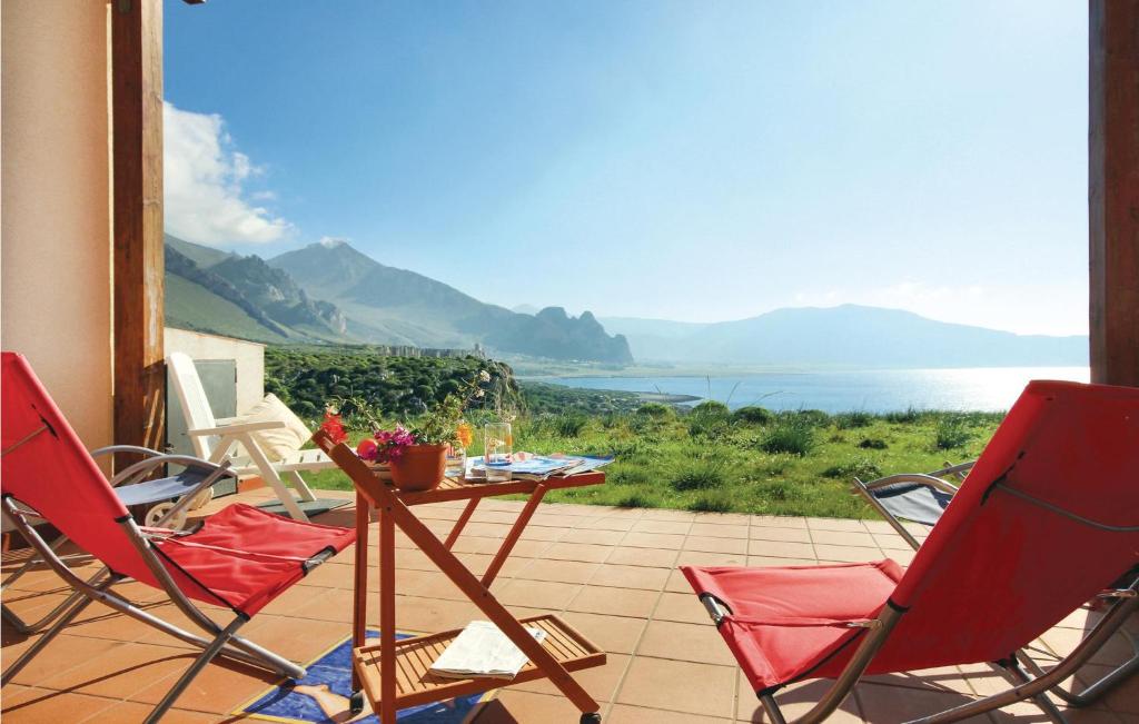 Beautiful Home In San Vito Lo Capo -tp- With 2 Bedrooms