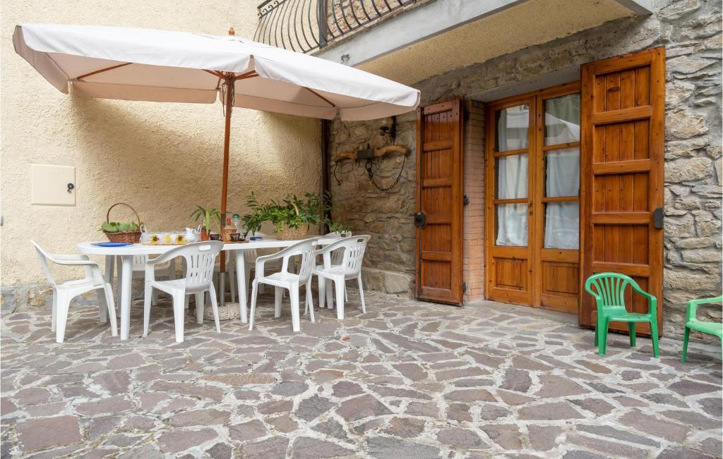 Nice Home In Dicomano Fi With 4 Bedrooms, Private Swimming Pool And Wifi photo 1