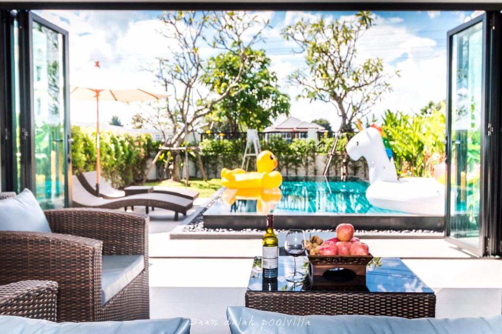 BAAN DALAH POOL VILLA photo 1