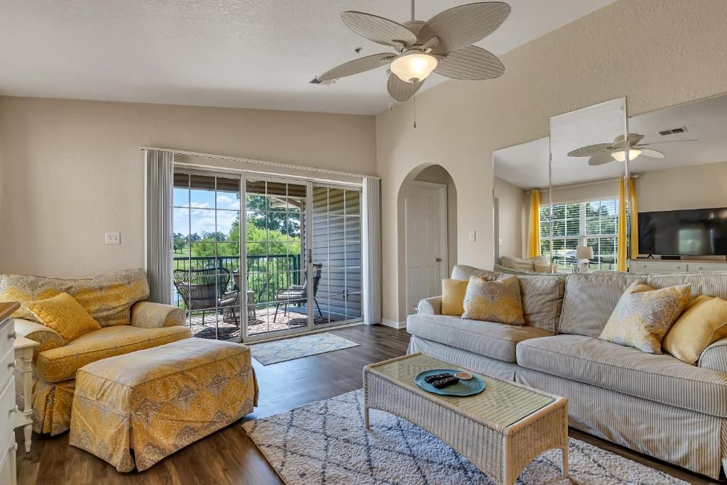 Golden Getaway condo photo 1