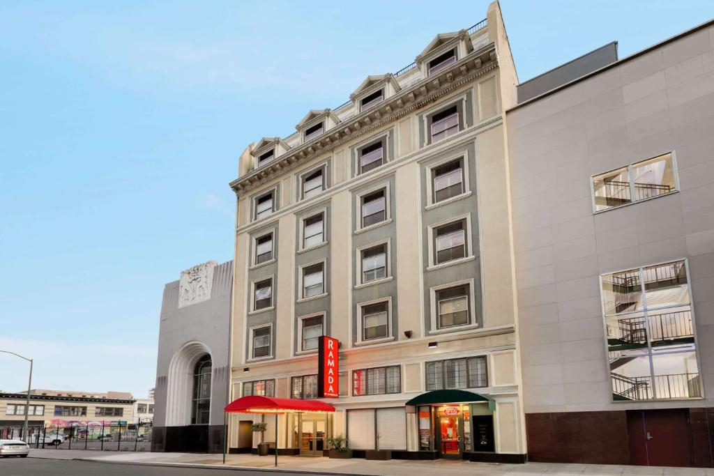 Ramada by Wyndham Oakland Downtown City Center image