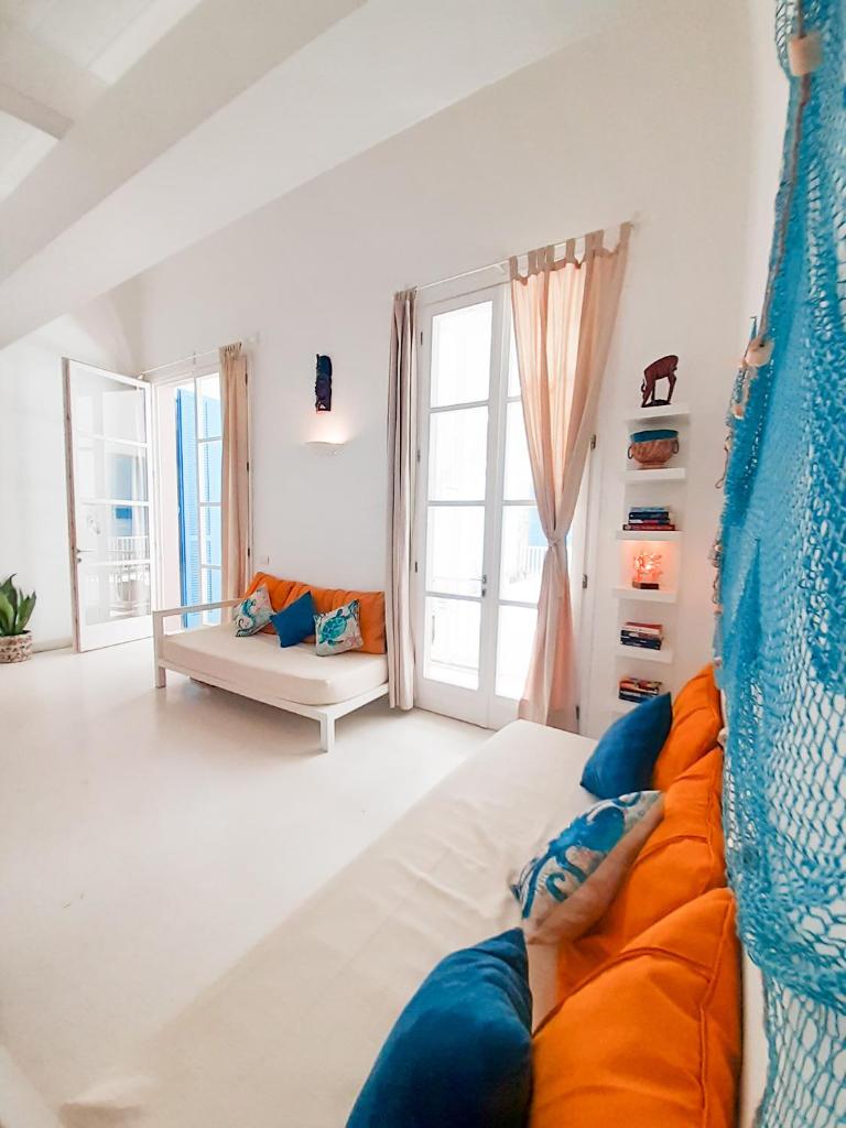 App Rosanna, Estoril Beach, 2steps from the sea, Free Wi-Fi & AC photo 2