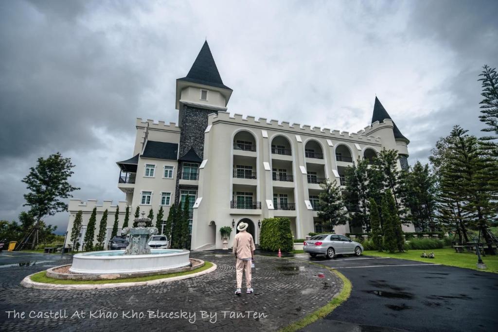 The Castell Khao Kho At Bluesky By TanTen photo 4
