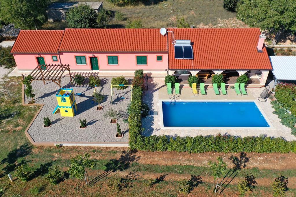 Villa Lujko photo 2