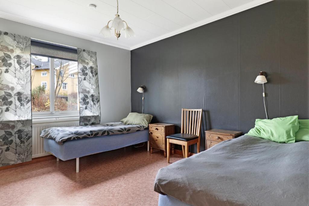 Large spacious 4BR house perfect for workers near wind farms photo 2