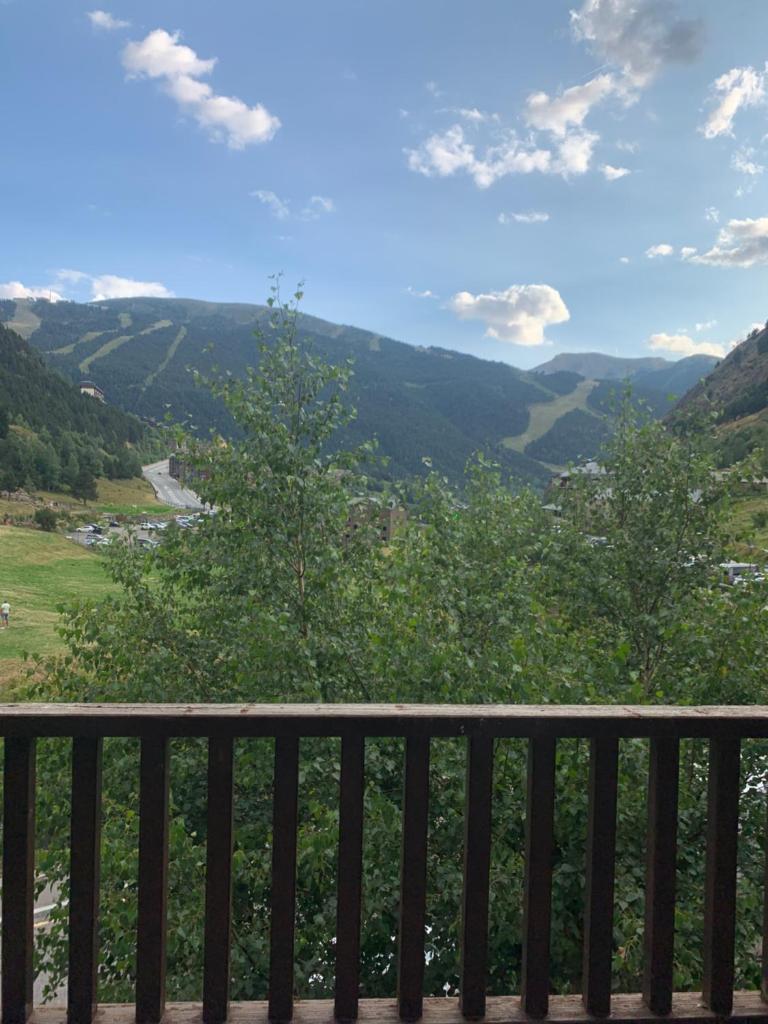 {
  "en-gb": "ABELLETES - K31 DeuSol - Vall d'Incles - Soldeu Hut 6057"
} photo 2