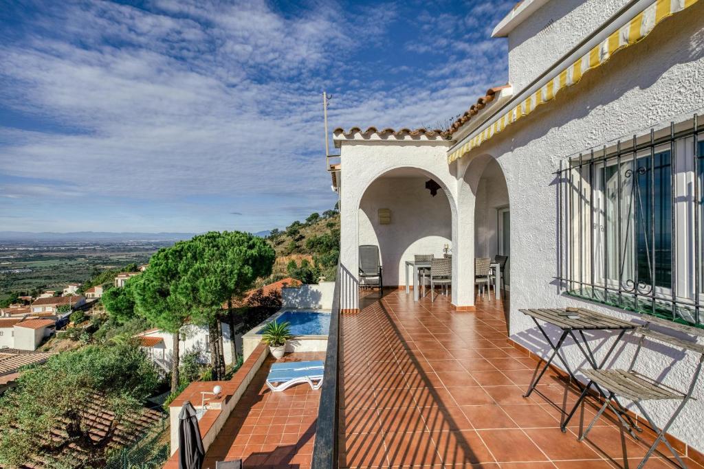 Villa with the most beautiful view photo 1