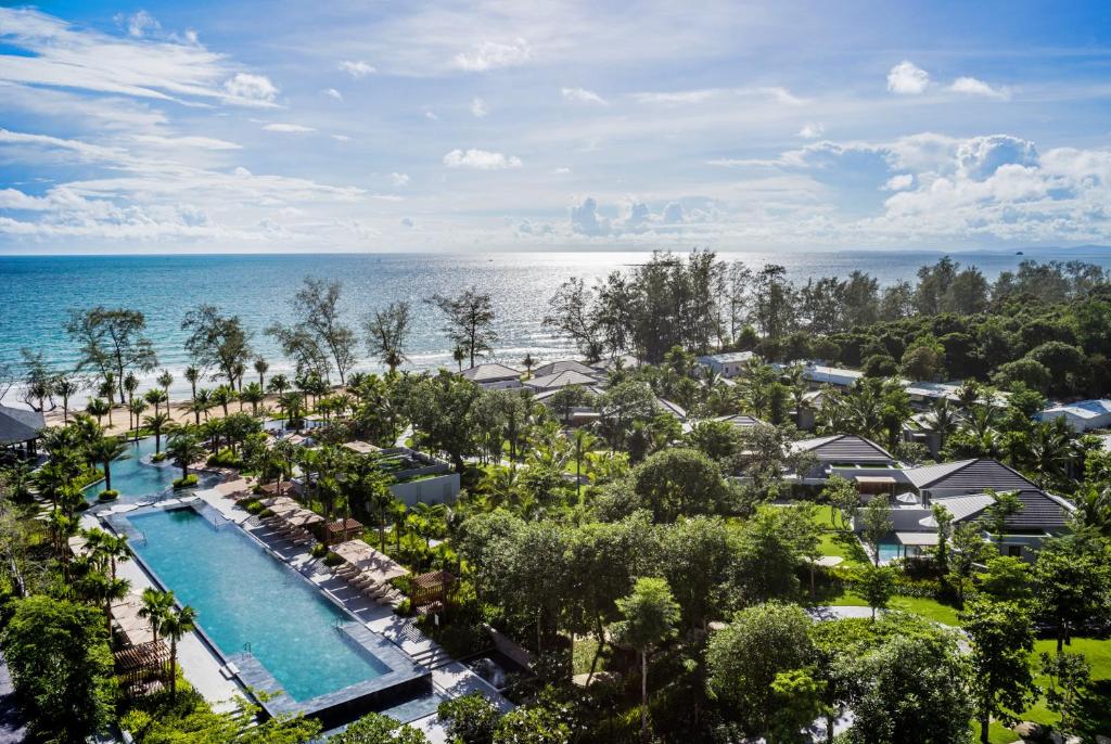 Crowne Plaza Phu Quoc Starbay, an IHG hotel