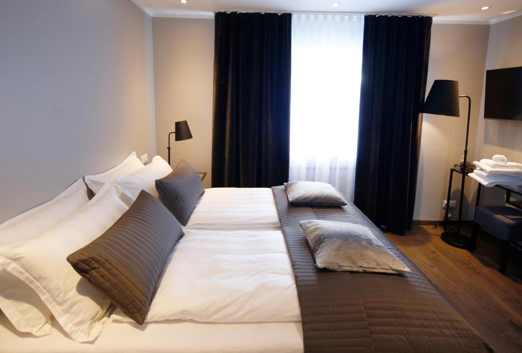 Keflavik Micro Suites photo 3