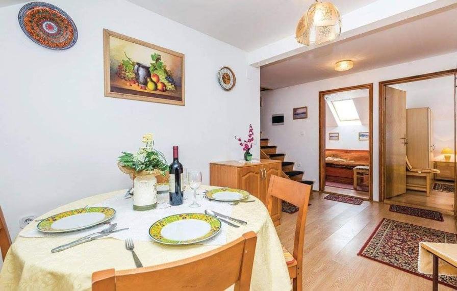 Apartman Svetličić photo 3