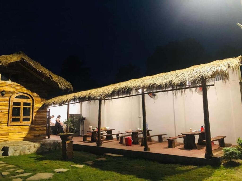 Venue Travel Royal Garden Ba Vì Villas