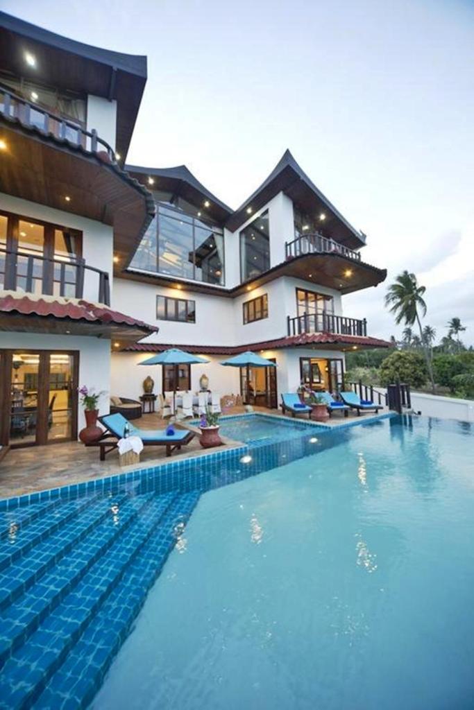 Вилла (Вилла с 4 спальнями и собственным бассейном), Paradise Island Estate
