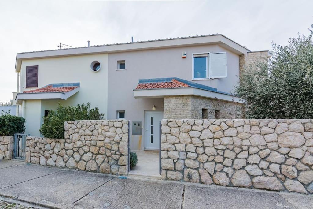 Villa White Rose with private pool photo 4
