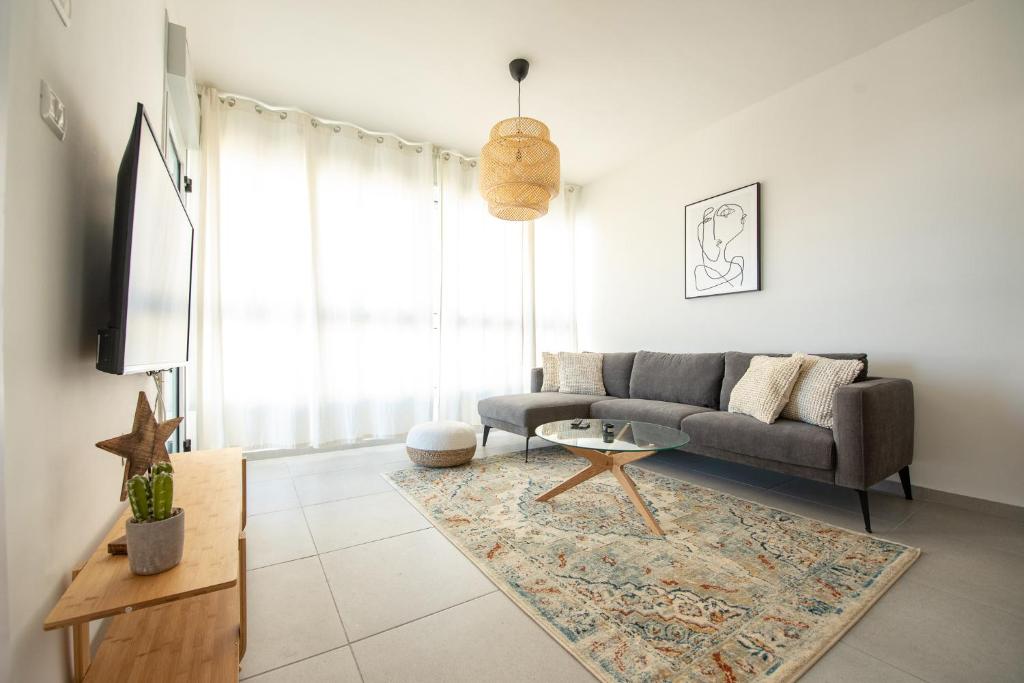 PORT CITY HAIFA - German Colony Luxurious 2 bdrms Apt photo 1