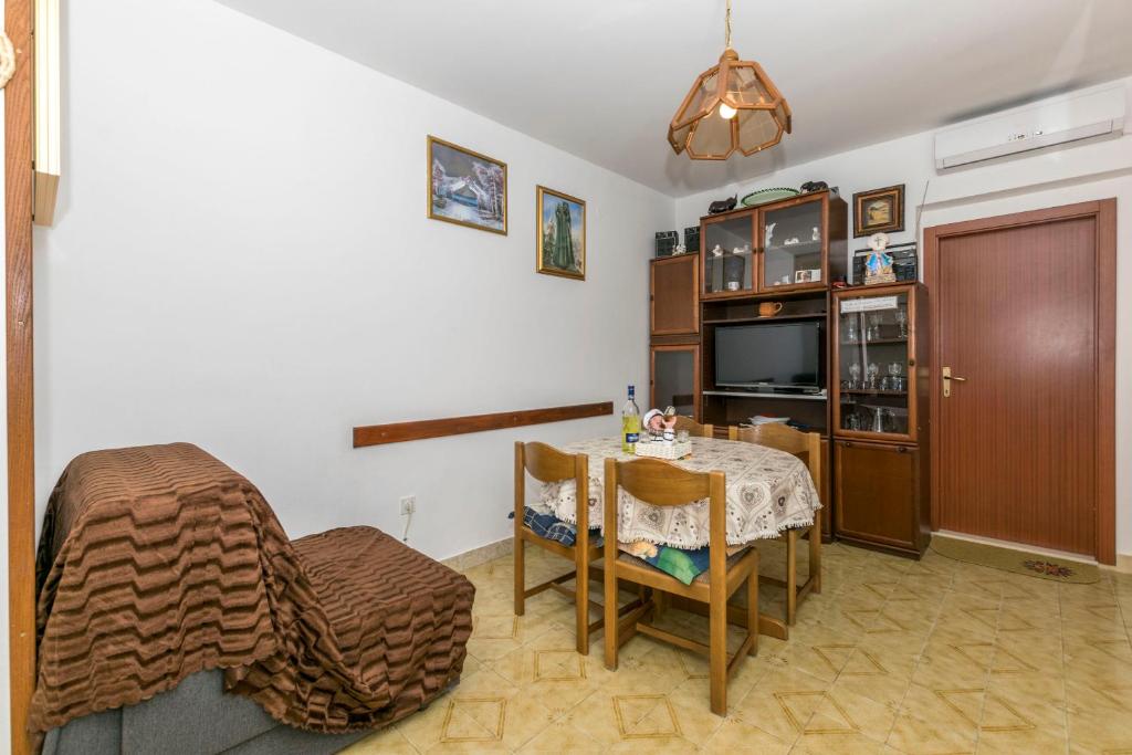 Apartments Neno photo 2