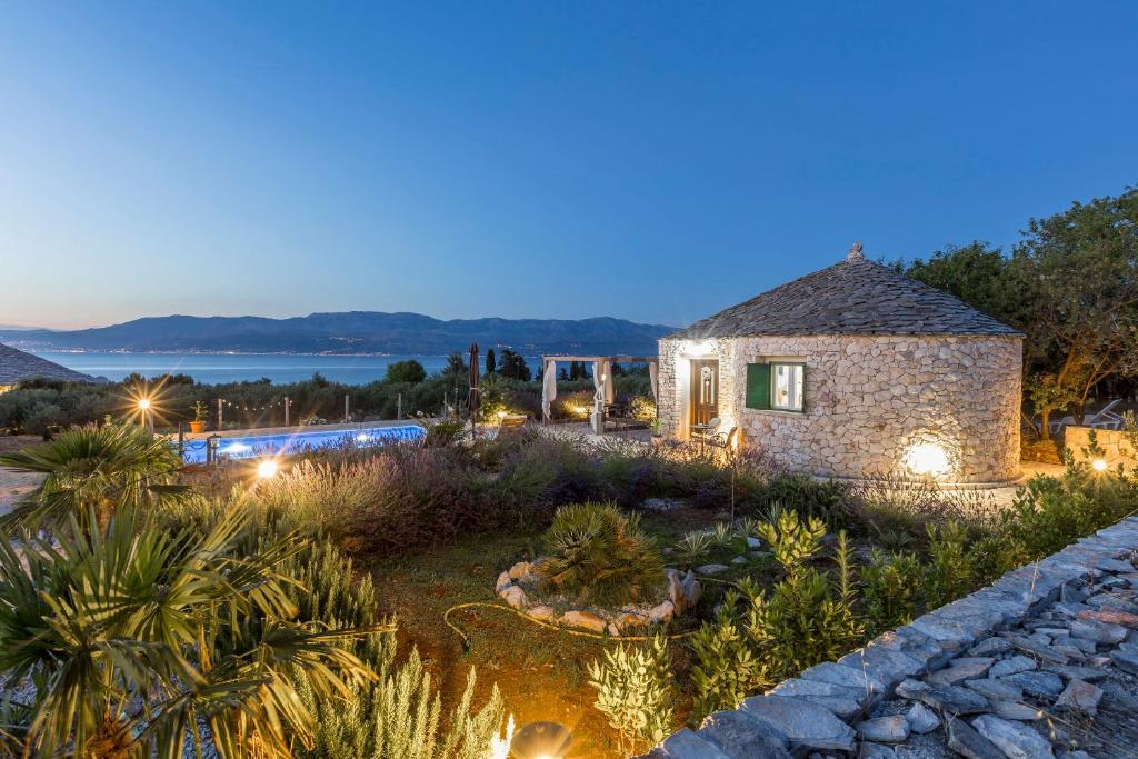 House Magical Island photo 1