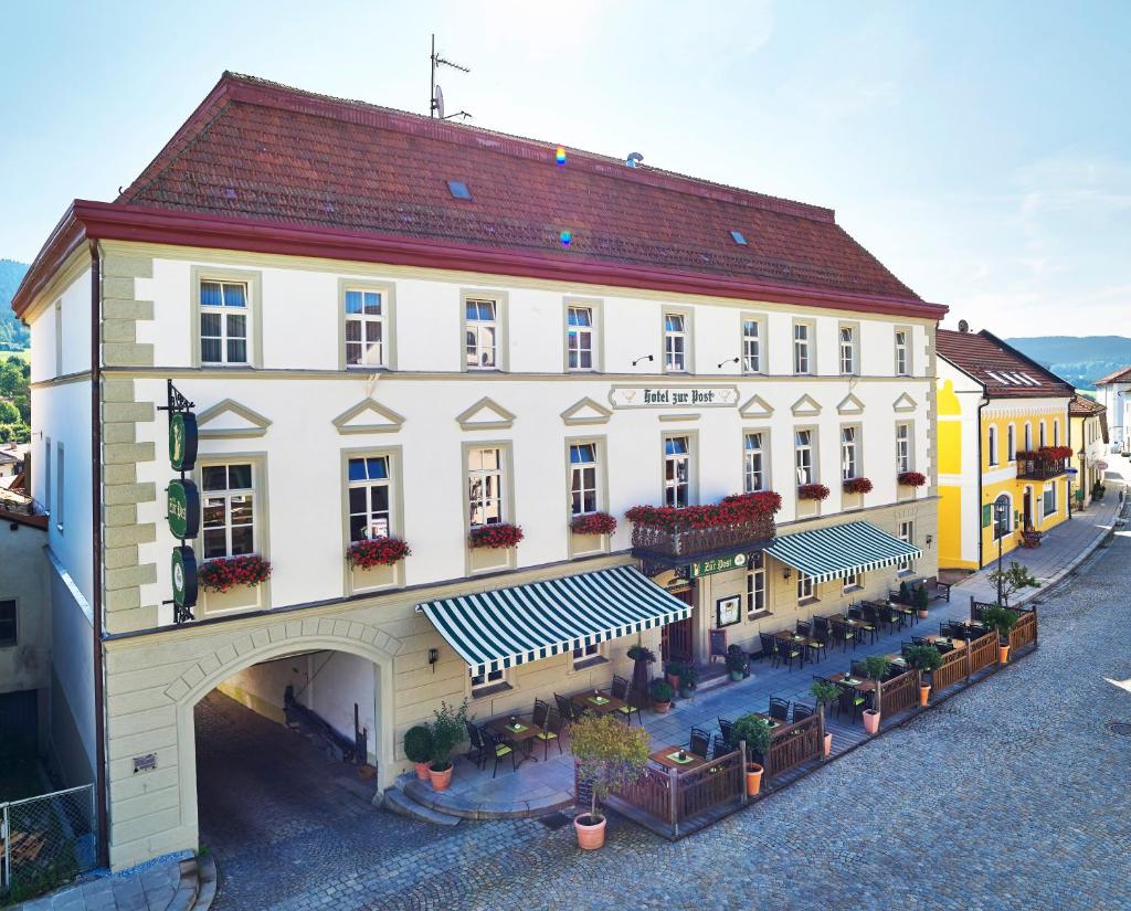 Hotel zur Post photo 3