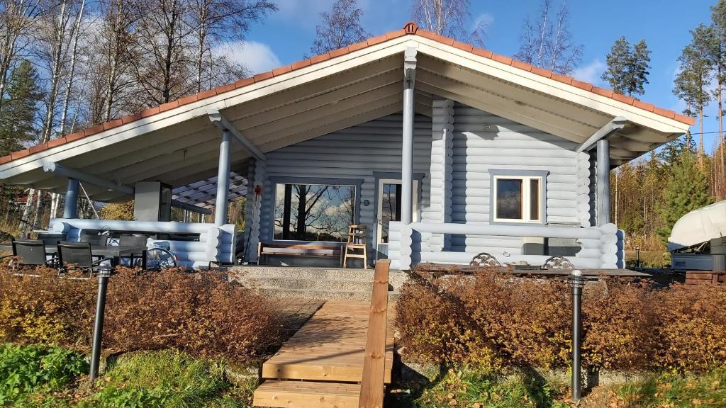 Jarvenrantamokki Himoksella poreammeella
