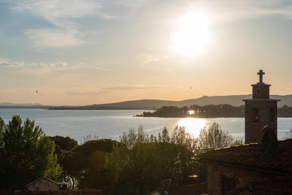 Alla Rocca del Lago photo 2
