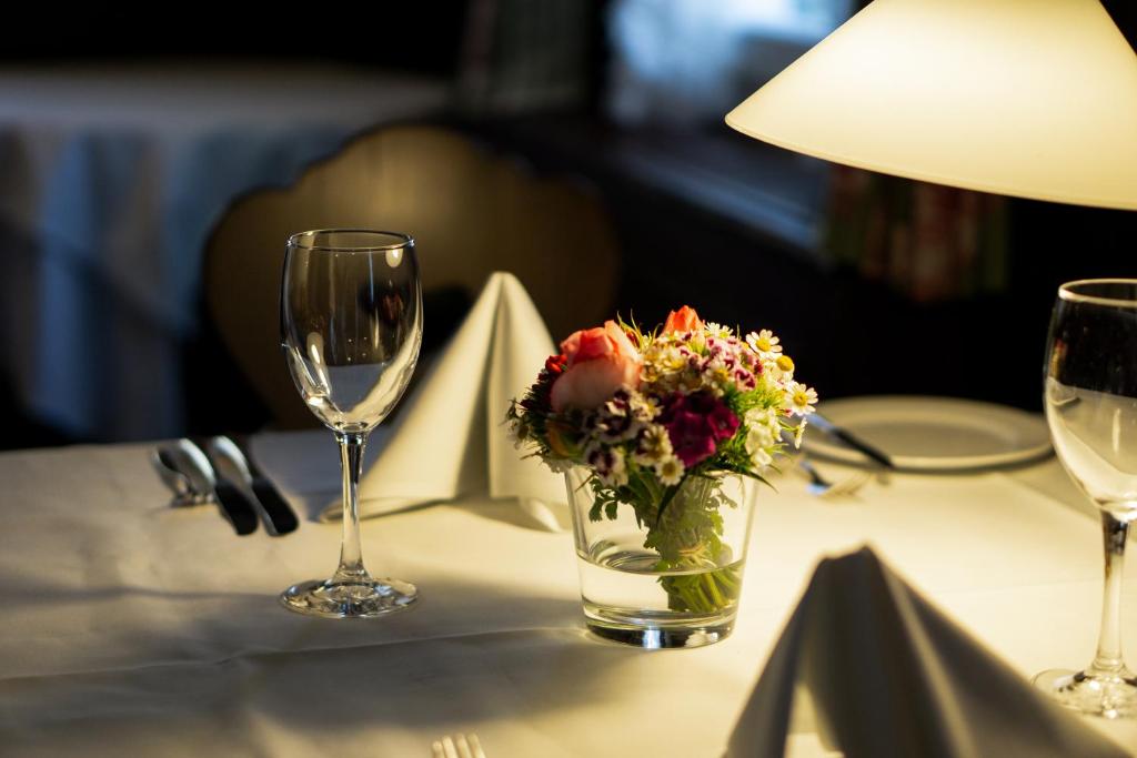 Landhotel Hirsch photo 2
