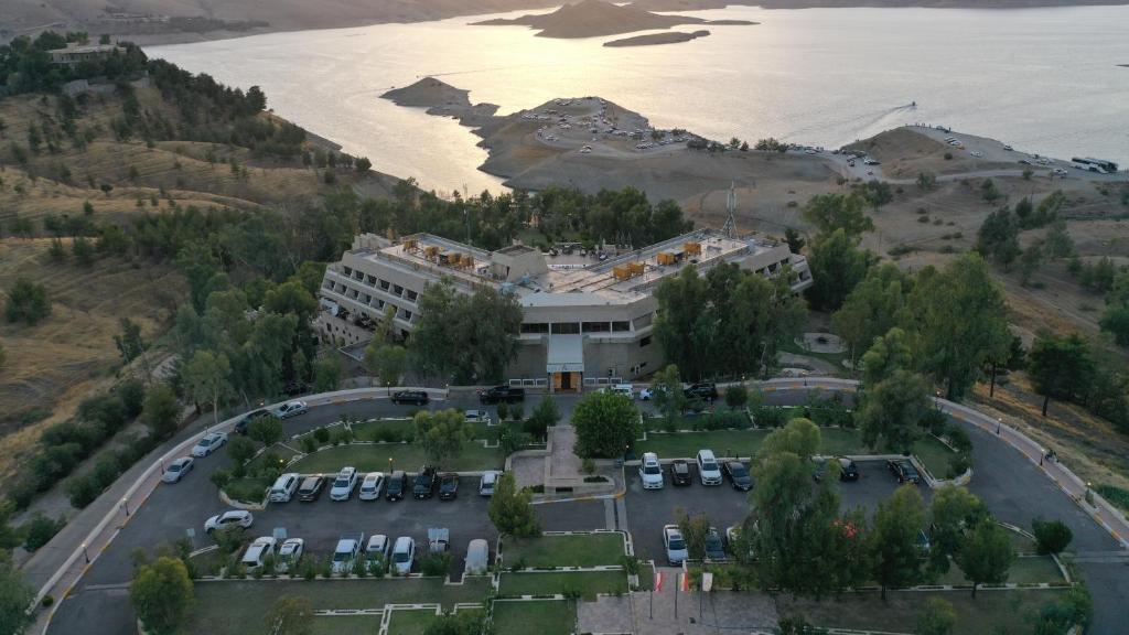 Ashur Hotel
