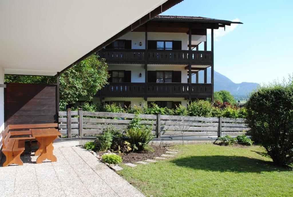 Premium-Chalet Achental mit Kamin und Sauna photo 1