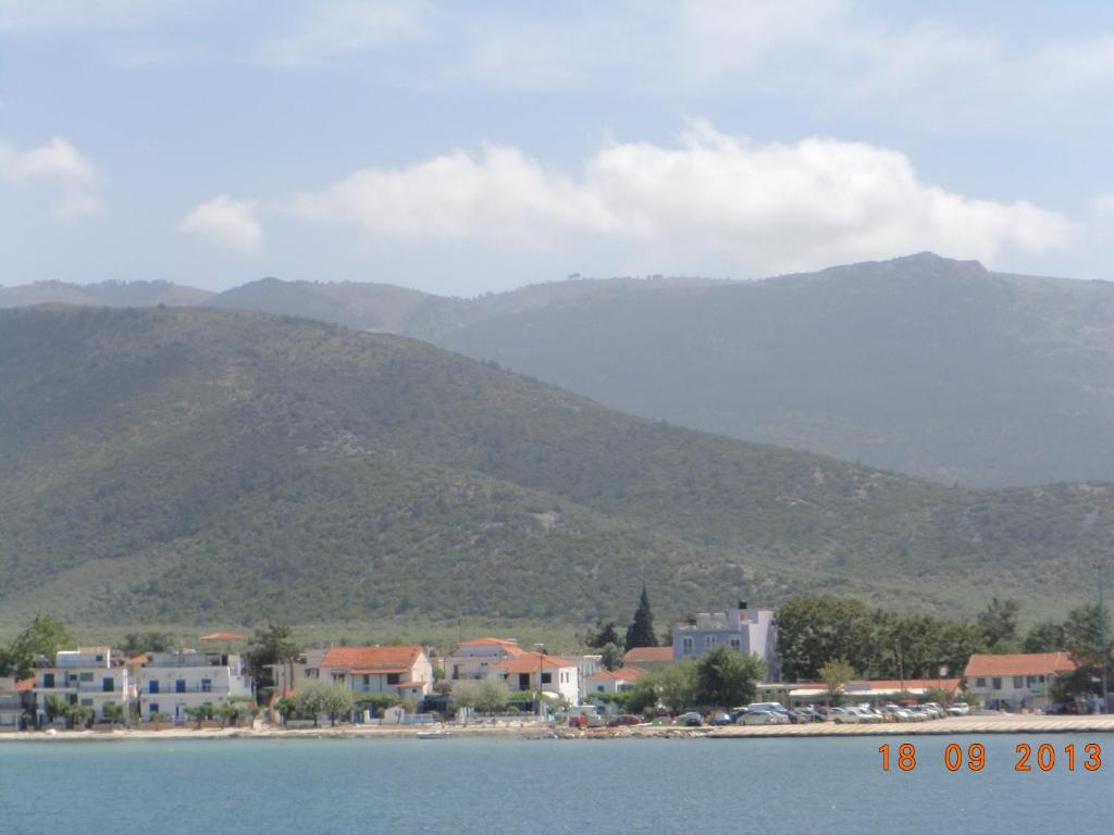 Hotel Prinos photo 1