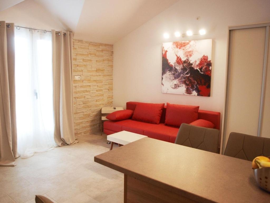 Apartments Sunny Hvar 2 - with pool photo 3