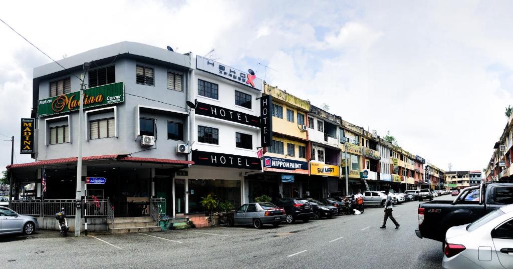 HAKO XPRESS TMN SKUDAI BARU photo 2