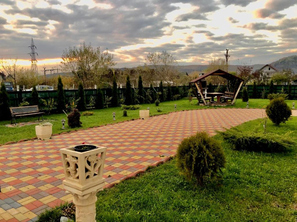 Pensiunea Casa Albă photo 4