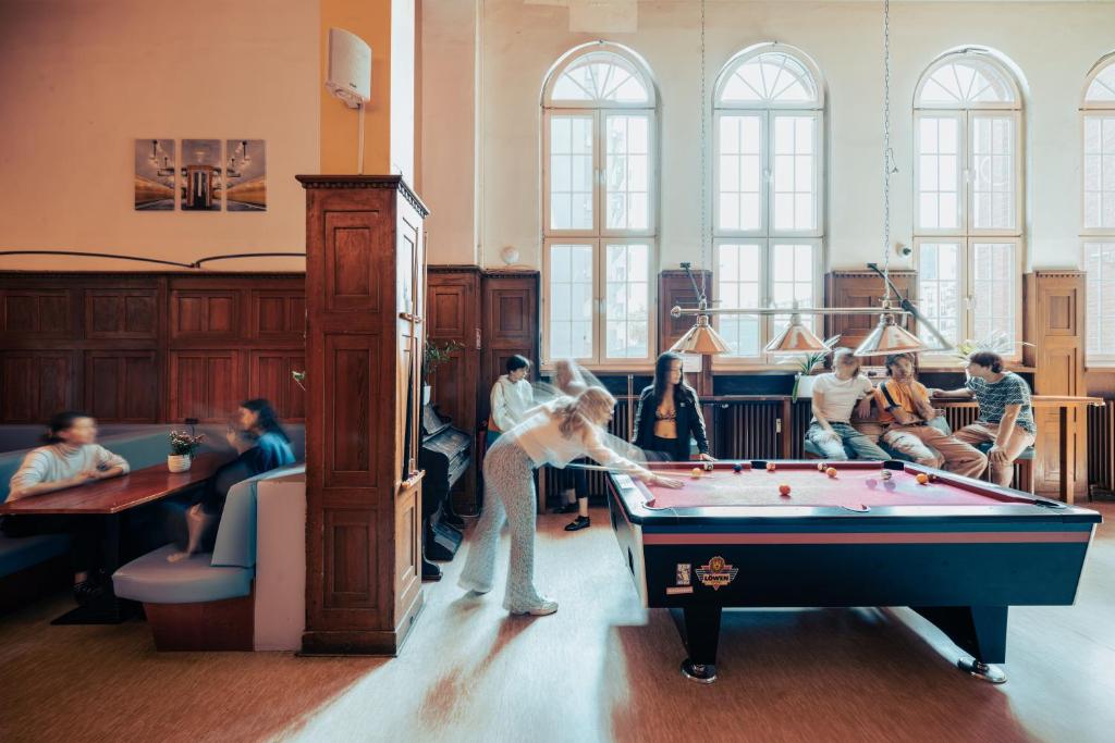 Three Little Pigs Hostel - Your Berlin Castle photo 3