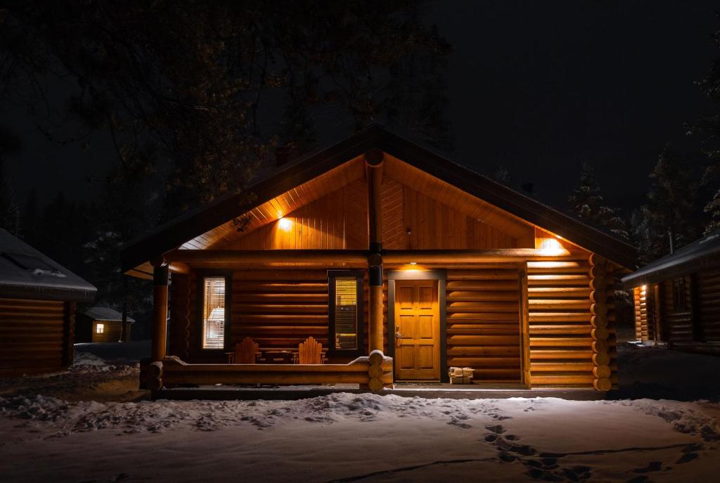 Castle Mountain Chalets photo 2