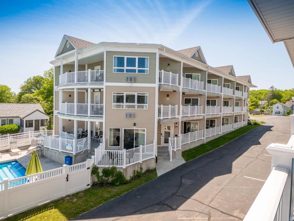Sea Latch Inn image