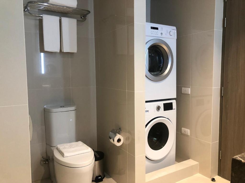 Студио (Номер-студио с кроватью размера «king-size»), Seda Residences Makati