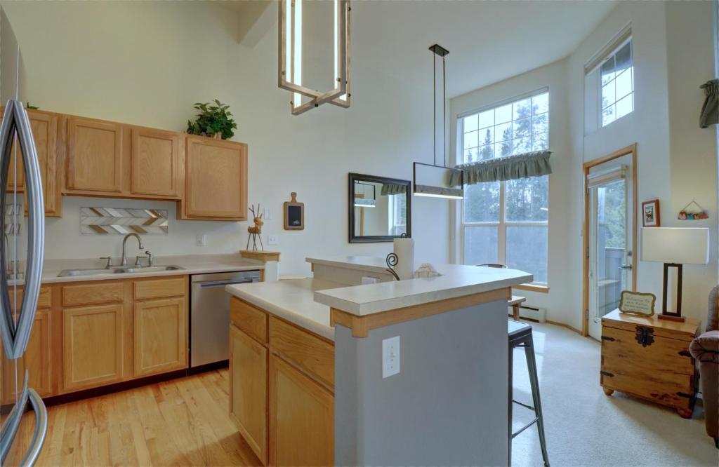 A5 Gore Trail Condo photo 3