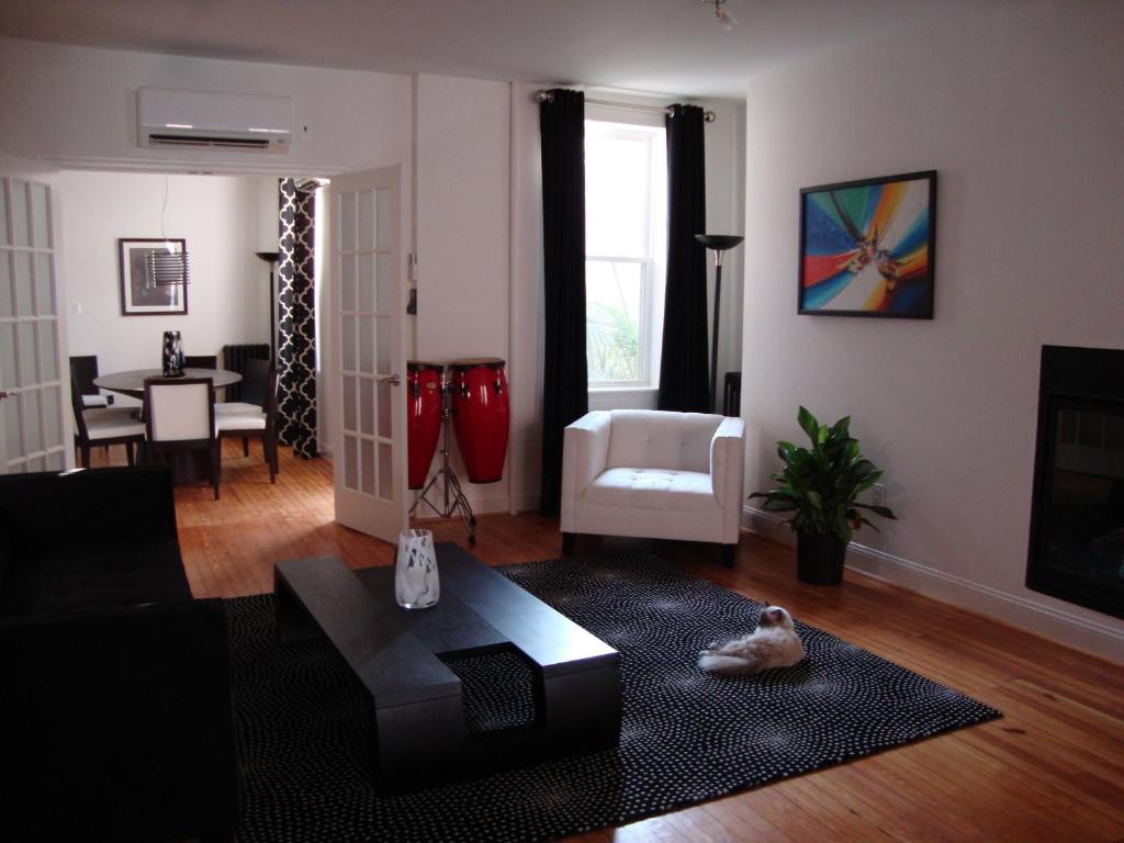 BlancNoir Bed & Breakfast image