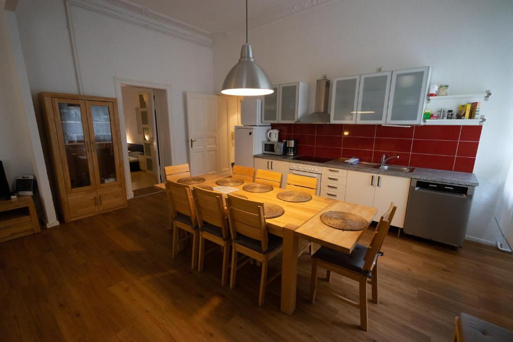 Großes Apartment in zentraler Lage photo 2