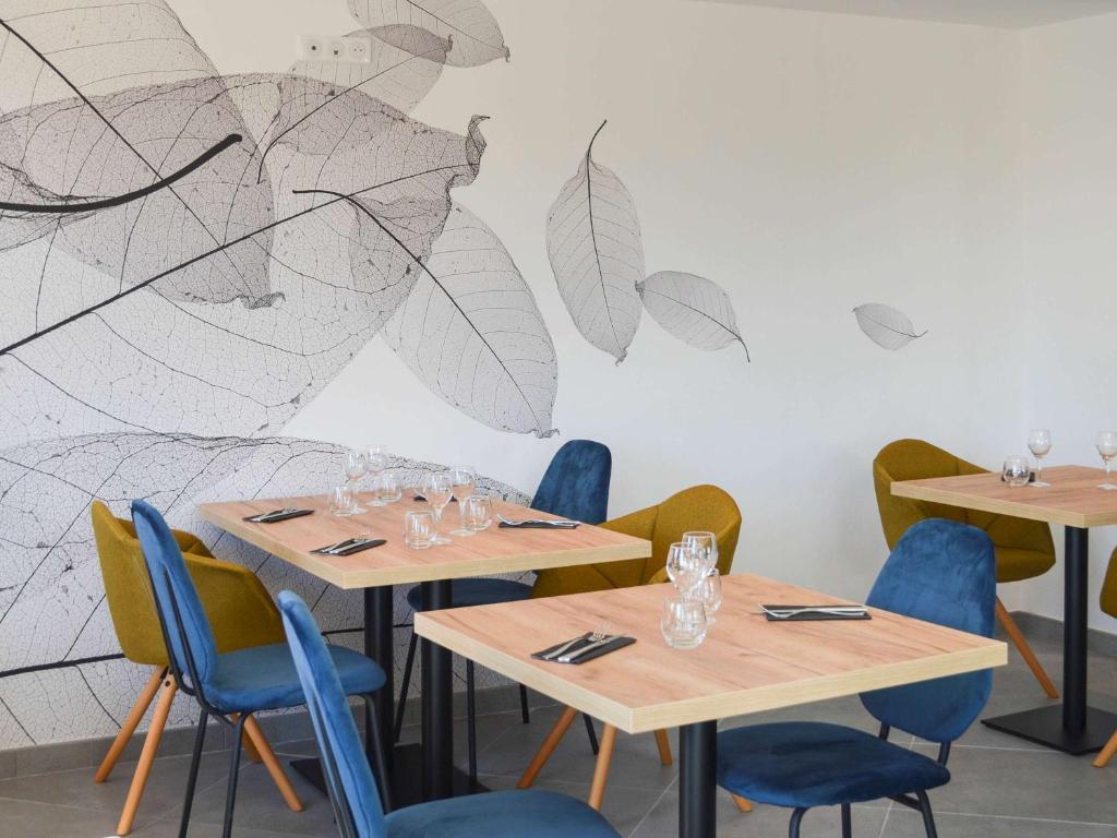 ibis Styles Fougeres photo 4