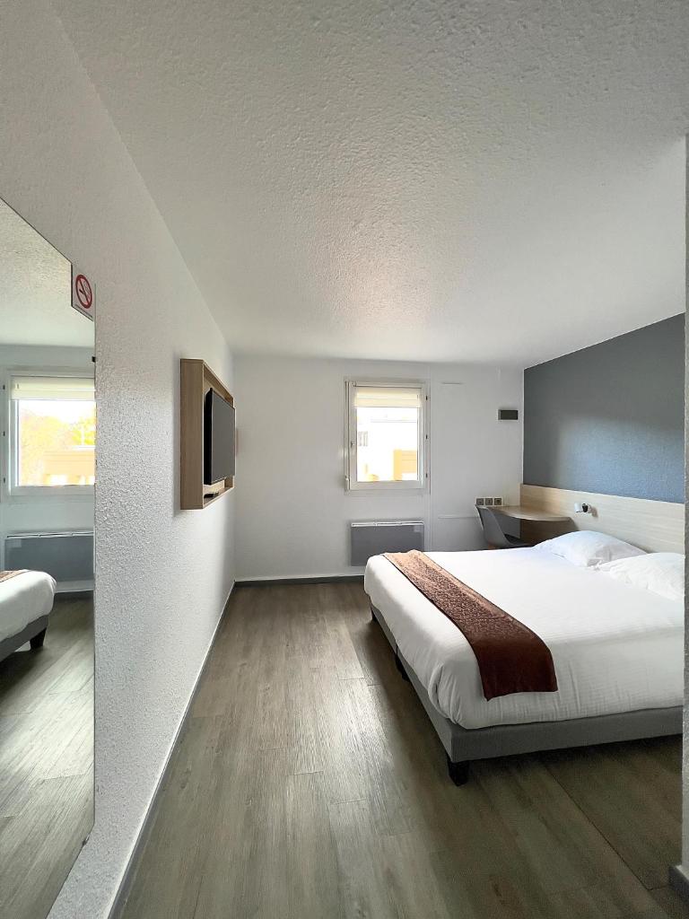 Двухместный (1 двуспальная кровать), Cottage Hotel Reims