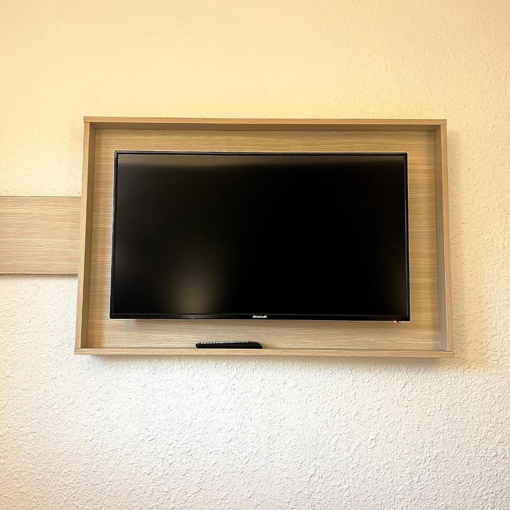 Двухместный (1 двуспальная кровать), Cottage Hotel Reims