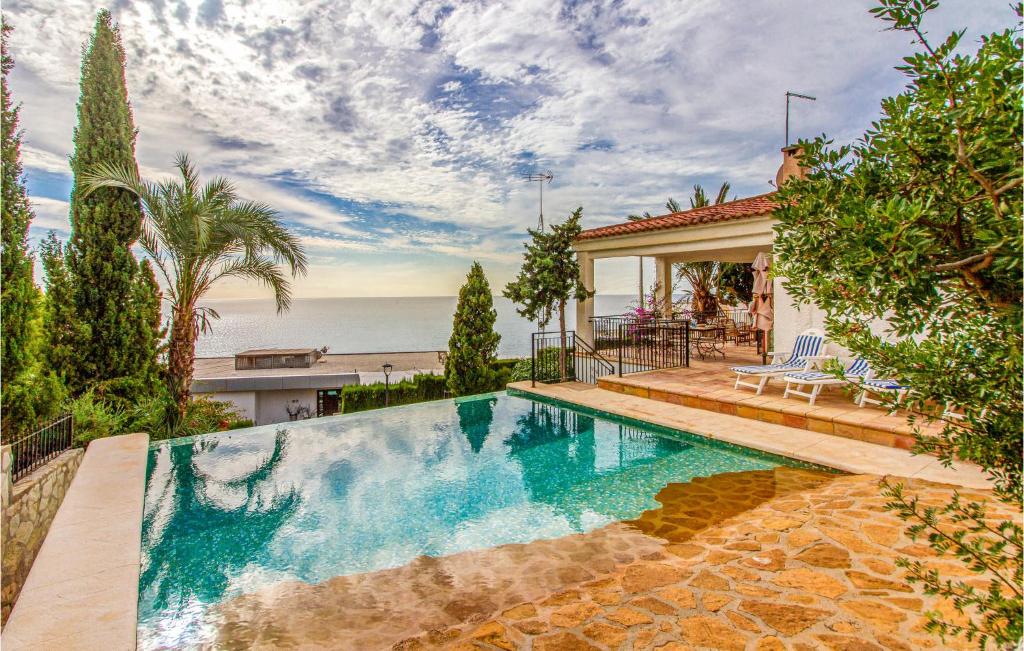 Awesome Home In Campello With Wifi, 4 Bedrooms And Outdoor Swimming Pool
