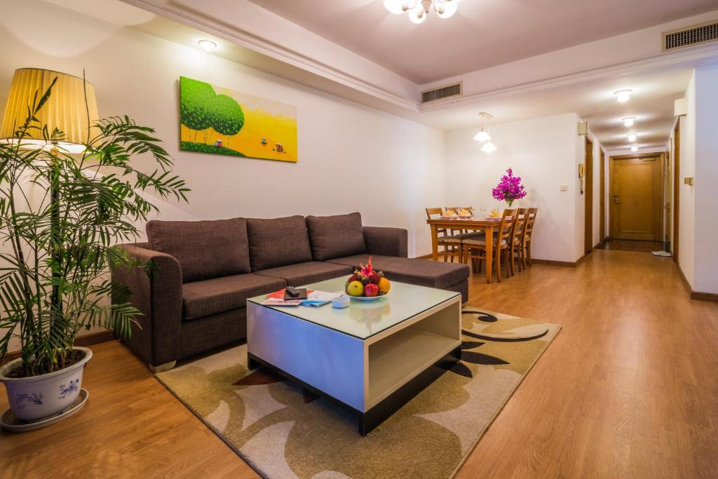 Апартаменты (Апартаменты с 2 спальнями), Rose Garden Residences
